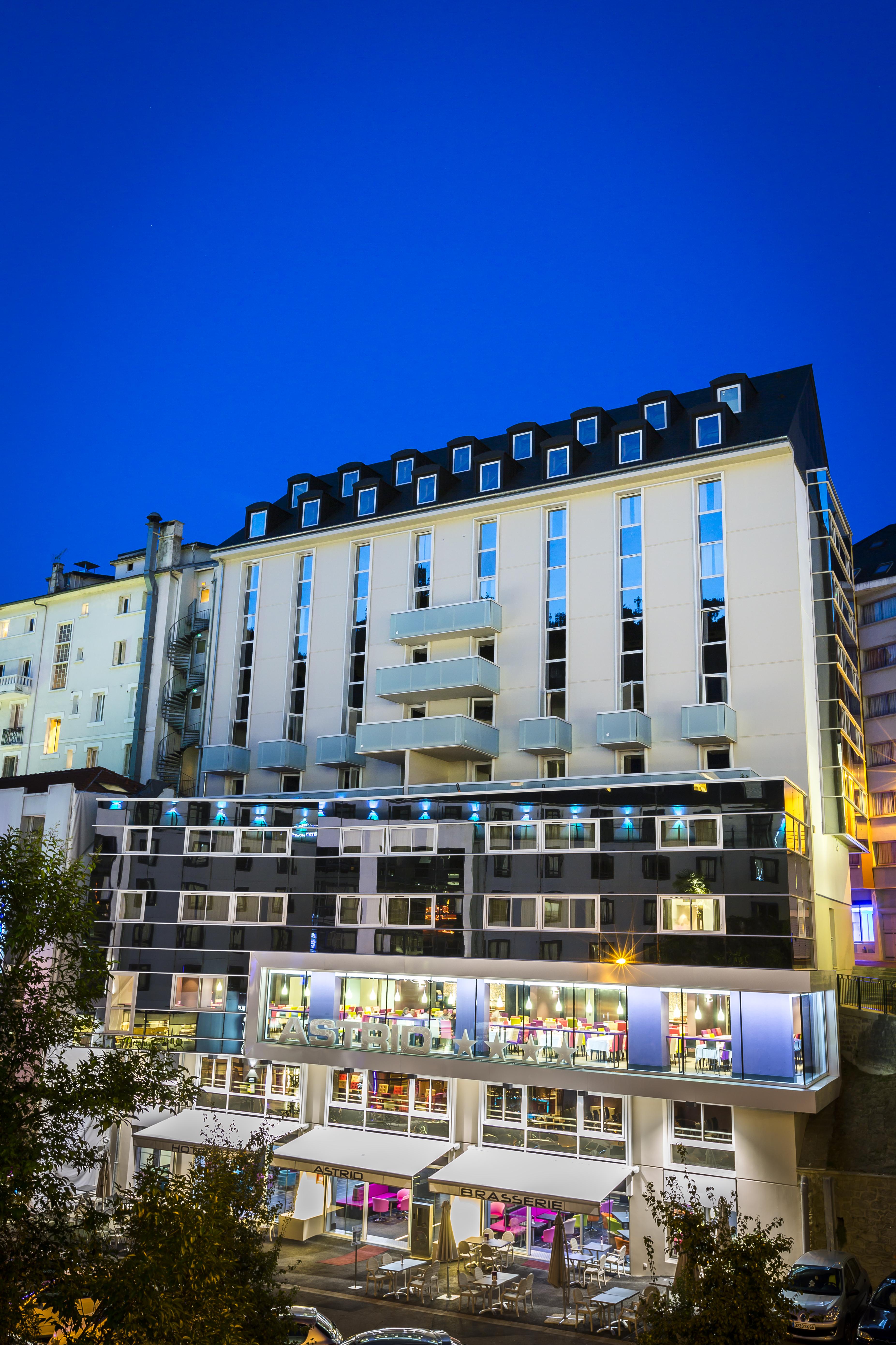לורדה Hotel Astrid מראה חיצוני תמונה