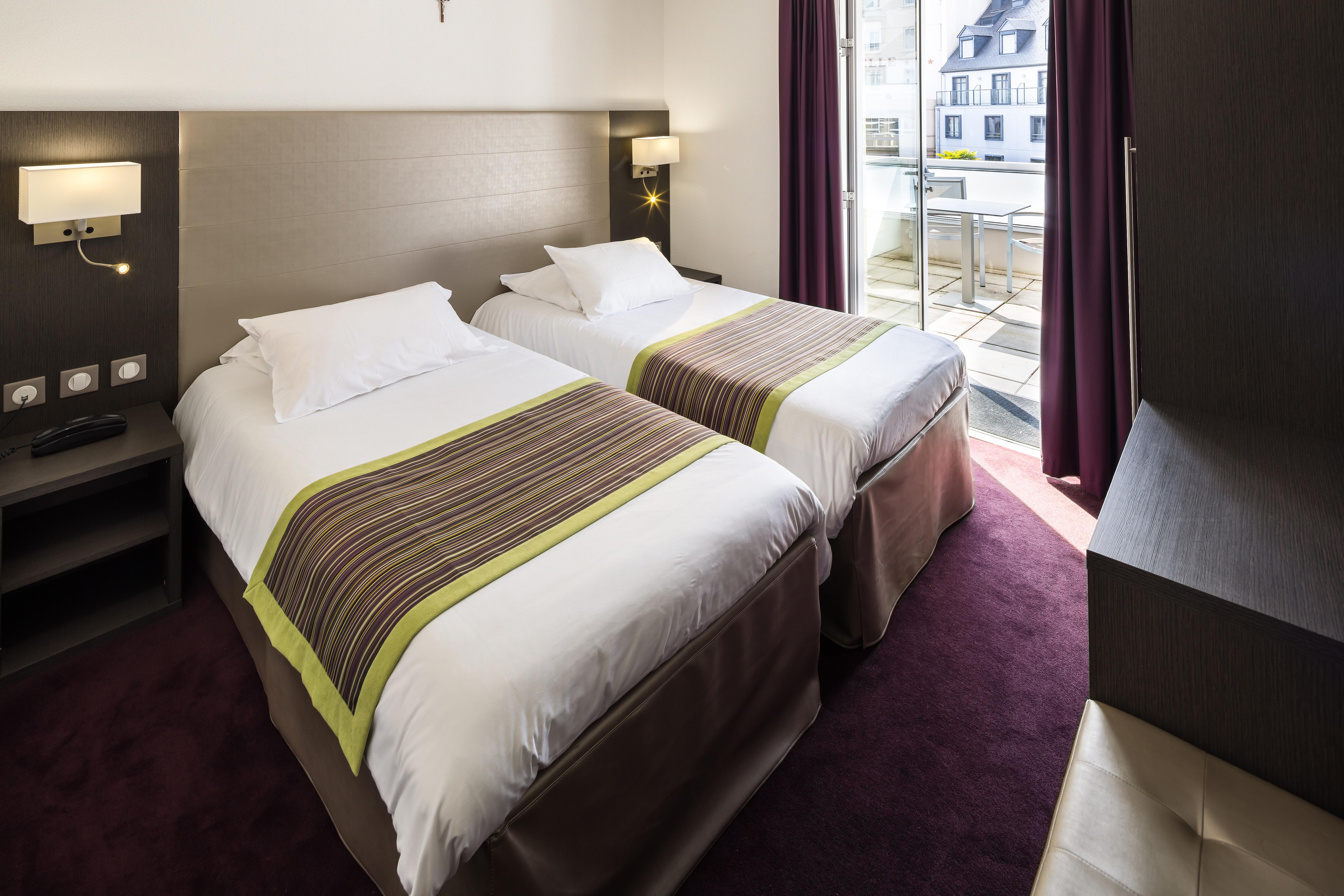 לורדה Hotel Astrid מראה חיצוני תמונה