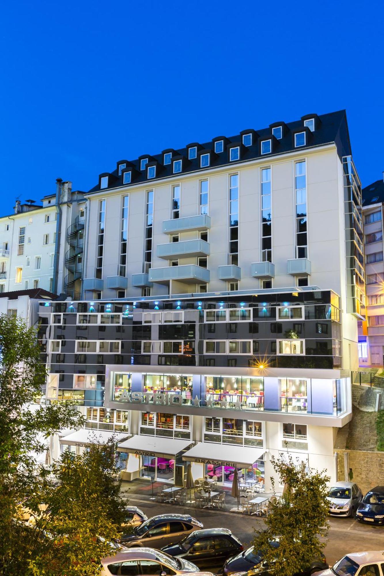לורדה Hotel Astrid מראה חיצוני תמונה
